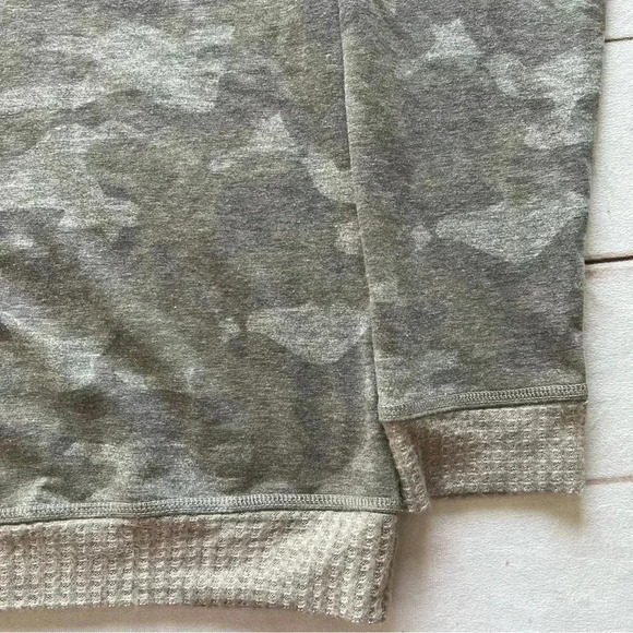 KNOX ROSE Women’s BEIGE CAMOUFLAGE PULLOVER SWEATSHIRT Size Large - Picture 4 of 7